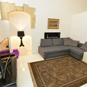 Izzhome Light Appartamento Cagliari